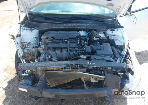 2021 Hyundai Elantra Sel z USA, uszkodzony, nr VIN 5NPLM4AG9MH003282